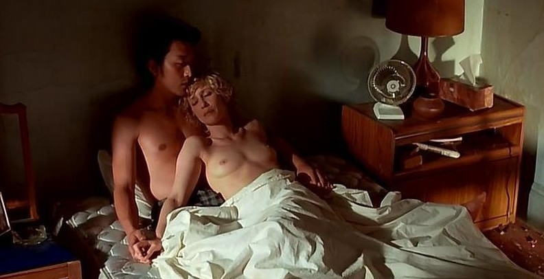 Vera Farmiga Nude Tits Topless Scene  nude photo