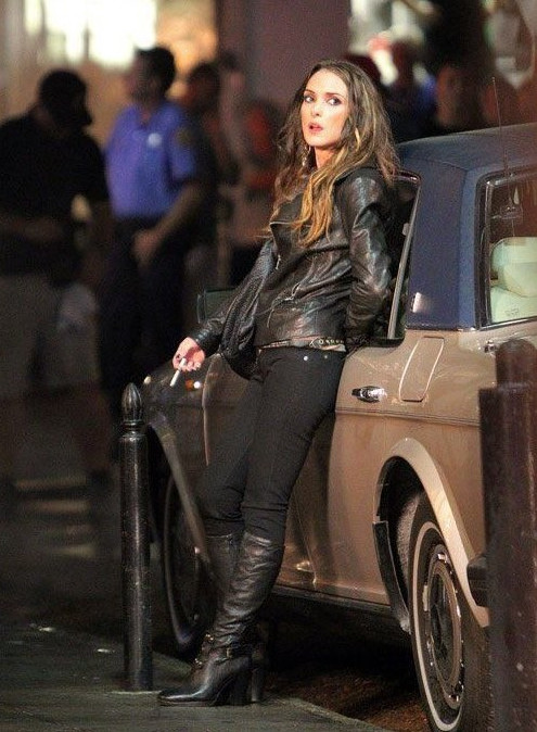 Winona Ryder Looking Sexy In Tight Pants  nude photo