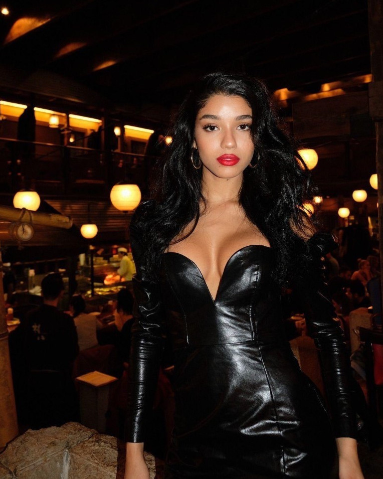 Yovanna Ventura  nude photo