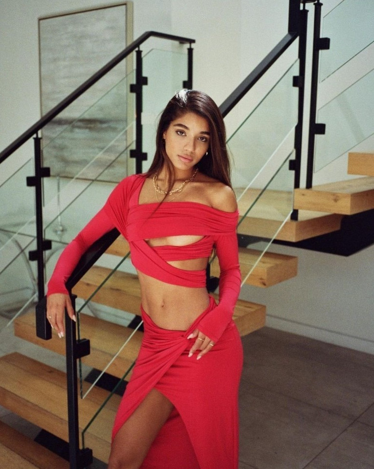 Yovanna Ventura  nude photo
