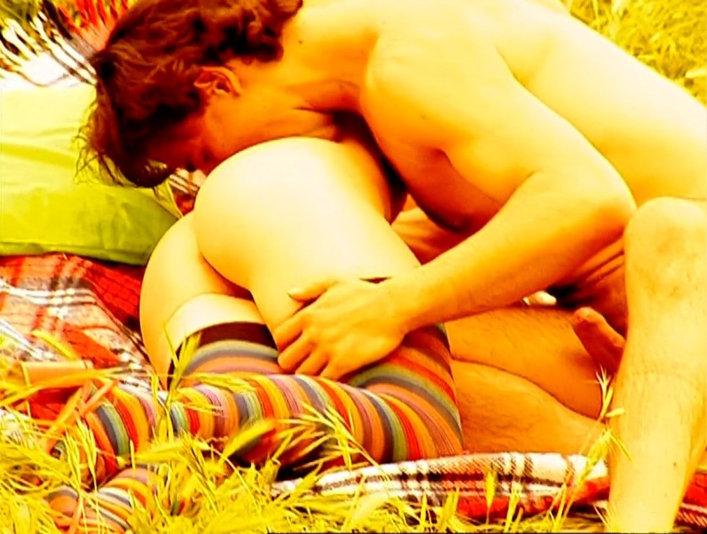 Yuliya Mayarchuk  nude photo