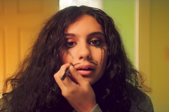 Alessia Cara  nude photo