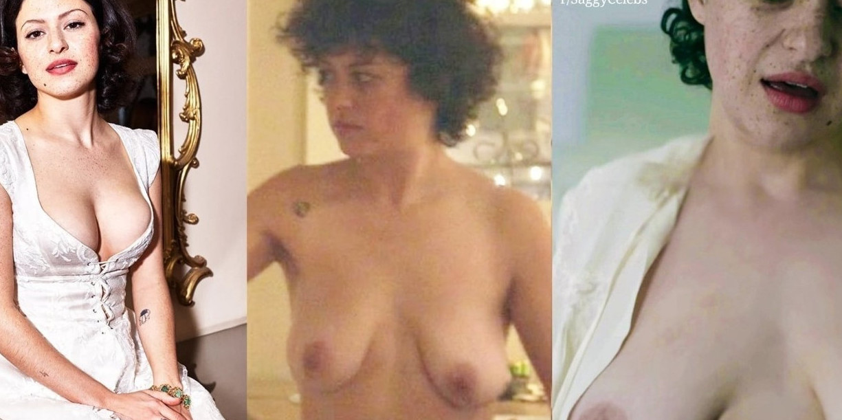 Alia Shawkat Naked Topless Photos  nude photo