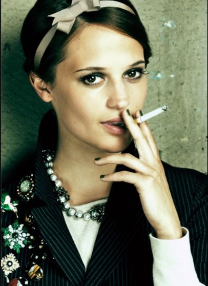 Alicia Vikander Smoking  nude photo