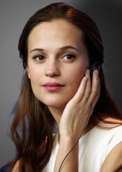 Alicia Vikander  nude photo
