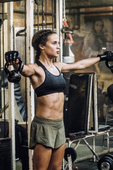 Alicia Vikanders Abs  nude photo