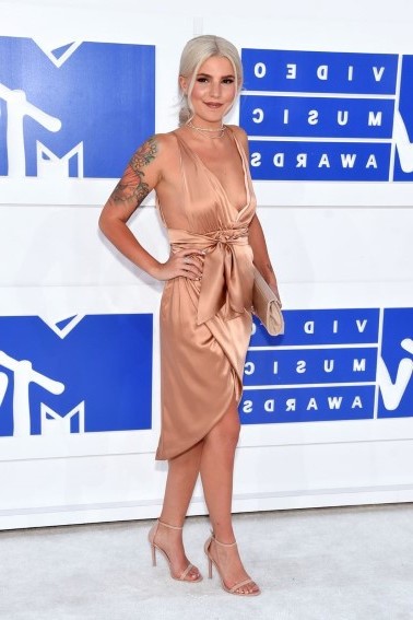 Carly Aquilino  nude photo