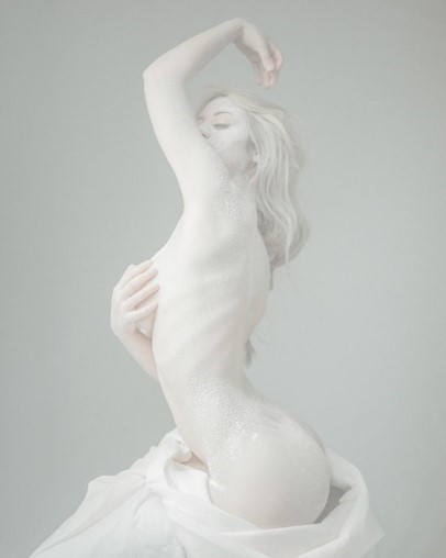 Caylee Cowan  nude photo