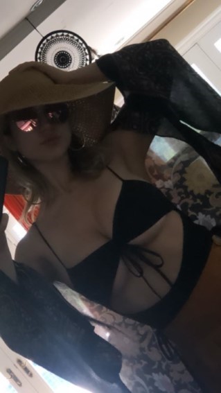 Caylee Cowan  nude photo