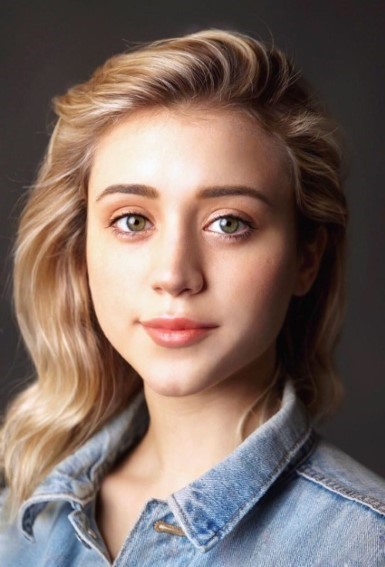 Caylee Cowan  nude photo