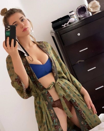 Caylee Cowan  nude photo