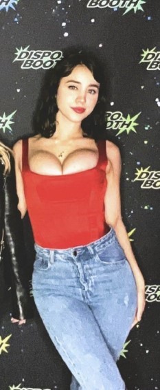 Caylee Cowan  nude photo