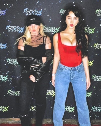 Caylee Cowan  nude photo