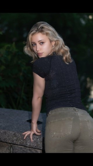 Caylee Cowan  nude photo