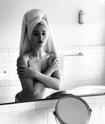 Caylee Cowan  nude photo