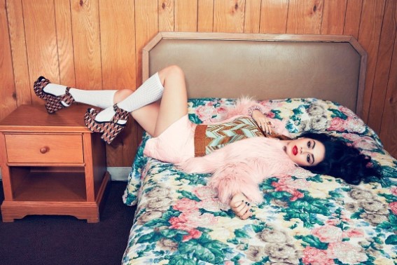 Charli XCX  nude photo