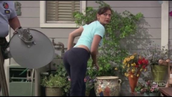 Constance Marie  nude photo