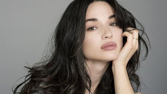 Crystal Reed  nude photo