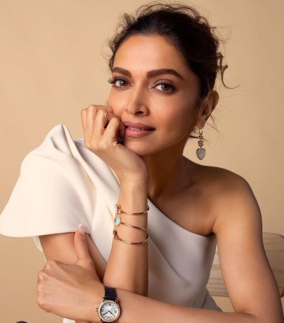 Deepika Padukone  nude photo