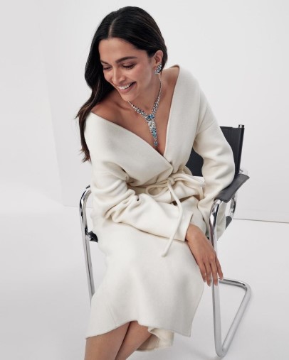 Deepika Padukone  nude photo