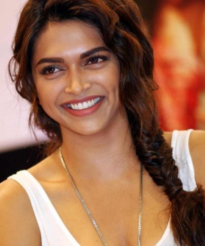 Deepika Padukone  nude photo