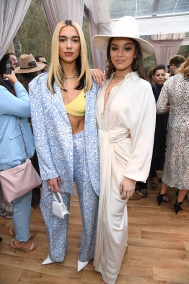 Hailee Steinfeld  nude photo