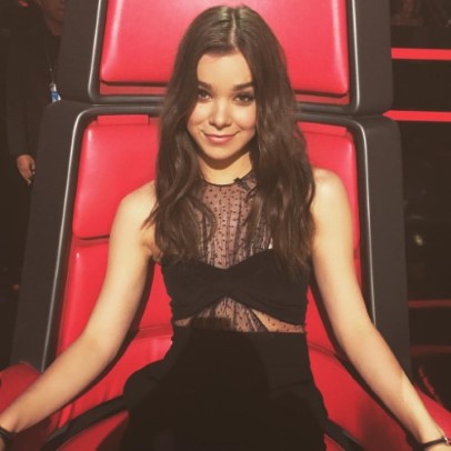 Hailee Steinfeld  nude photo