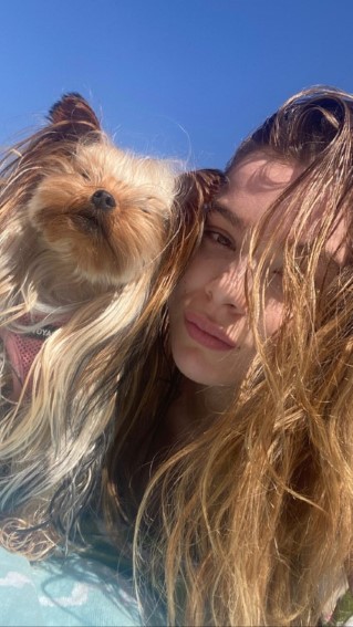 Hailee Steinfeld  nude photo