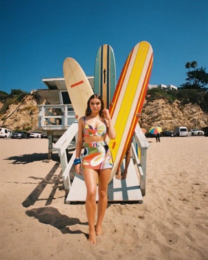 Hailee Steinfeld  nude photo