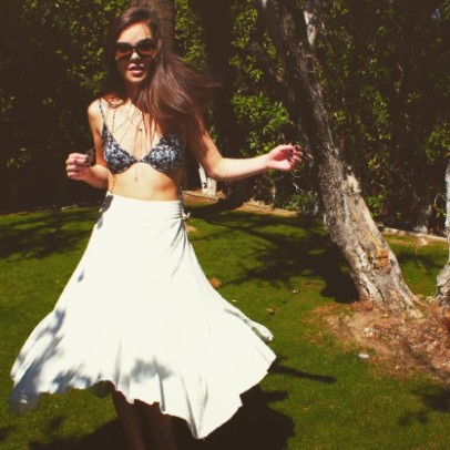 Hailee Steinfeld  nude photo