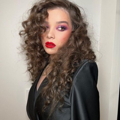 Hailee Steinfeld  nude photo