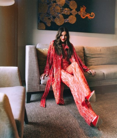 Hailee Steinfeld  nude photo