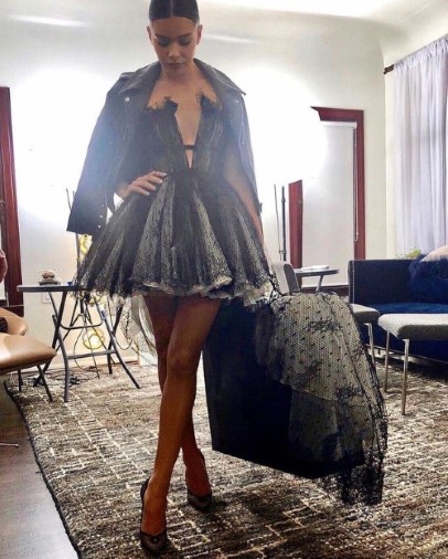 Hailee Steinfeld  nude photo