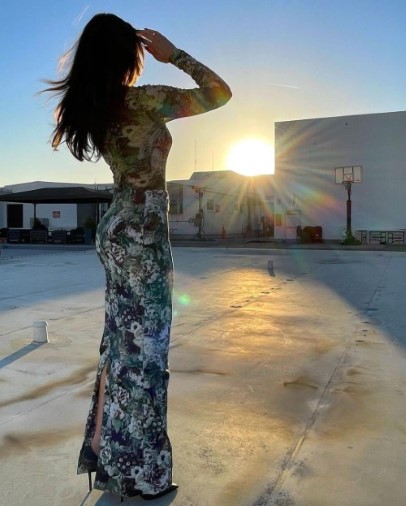 Hailee Steinfeld  nude photo