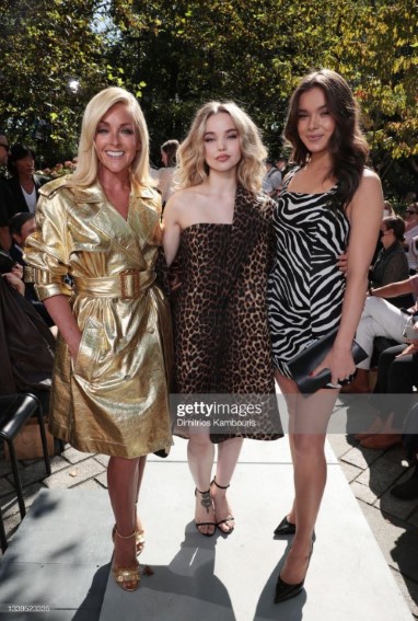 Hailee Steinfeld  nude photo