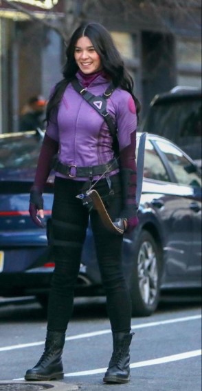 Hailee Steinfeld  nude photo