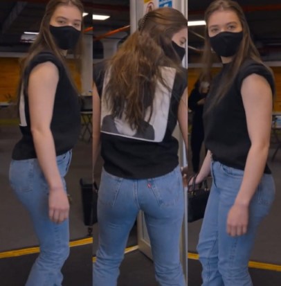 Hailee Steinfeld  nude photo