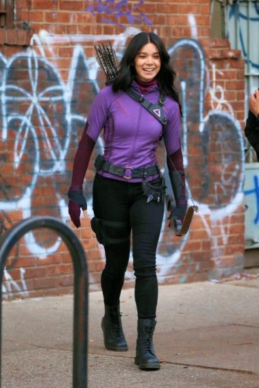 Hailee Steinfeld  nude photo