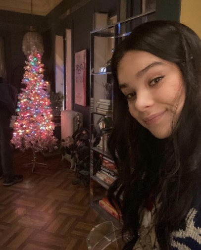 Hailee Steinfeld  nude photo