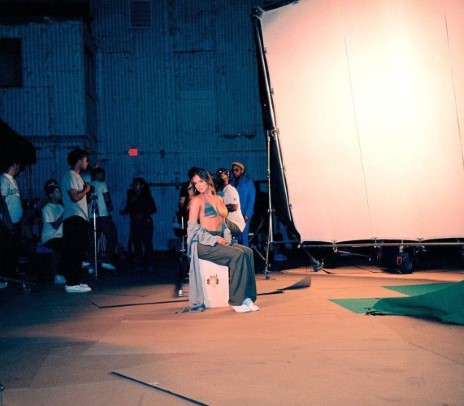 Hailee Steinfeld  nude photo