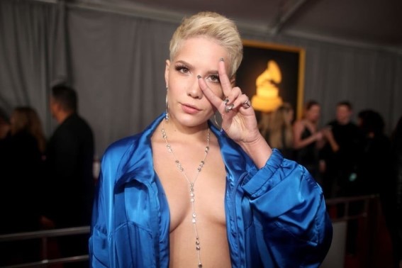 Halsey  nude photo