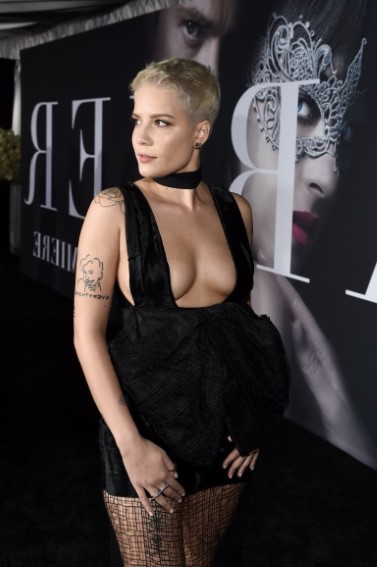 Halsey  nude photo