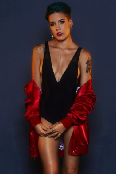 Halsey  nude photo