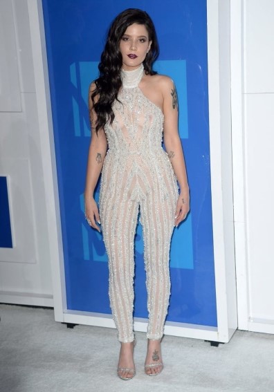 Halsey  nude photo