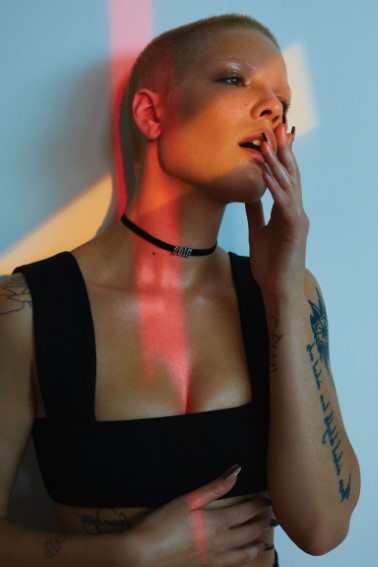 Halsey  nude photo