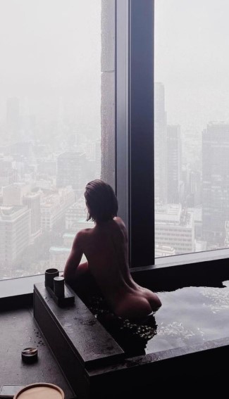 Josephine Skriver  nude photo