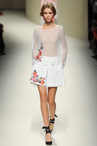 Josephine Skriver  nude photo