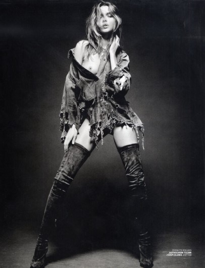 Josephine Skriver  nude photo