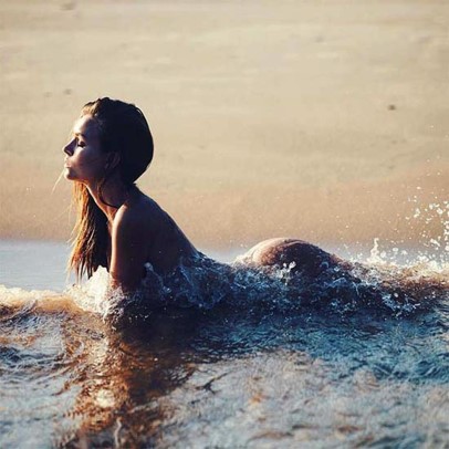 Josephine Skriver  nude photo