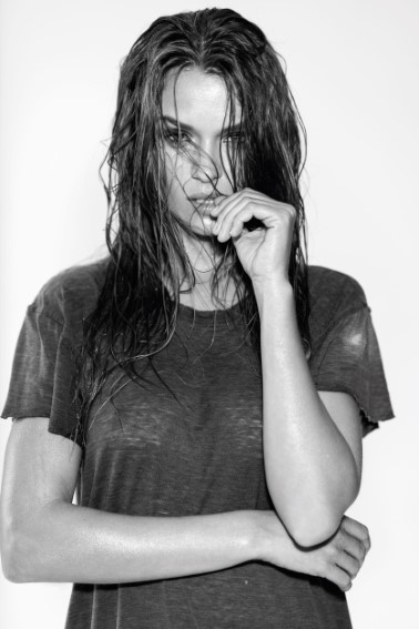 Josephine Skriver  nude photo